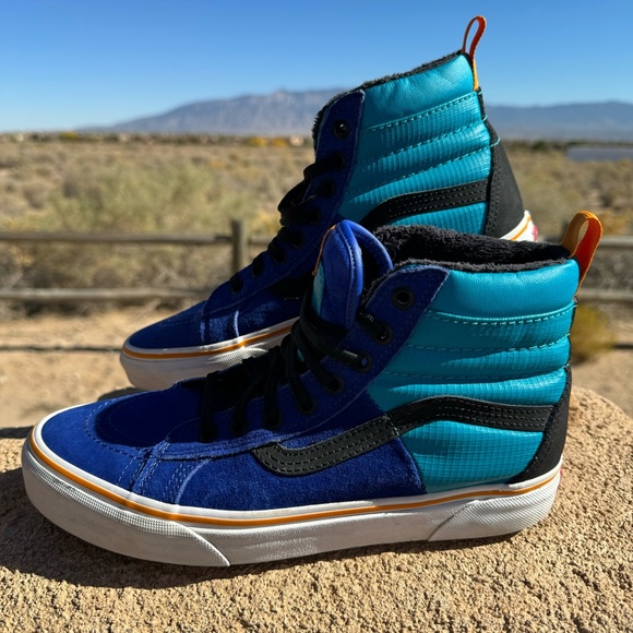 🎉BACK TO SCHOOL SALE🎉 Unisex Vans Sk8-Hi MTE DX. - Picture 2 of 9